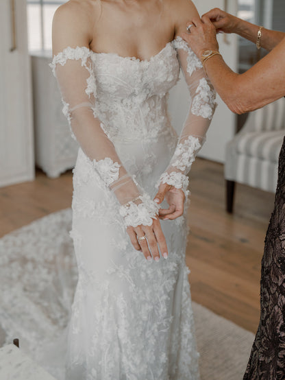 how to make simple tulle and lace bridal glove sleeves to match your lace wedding dress